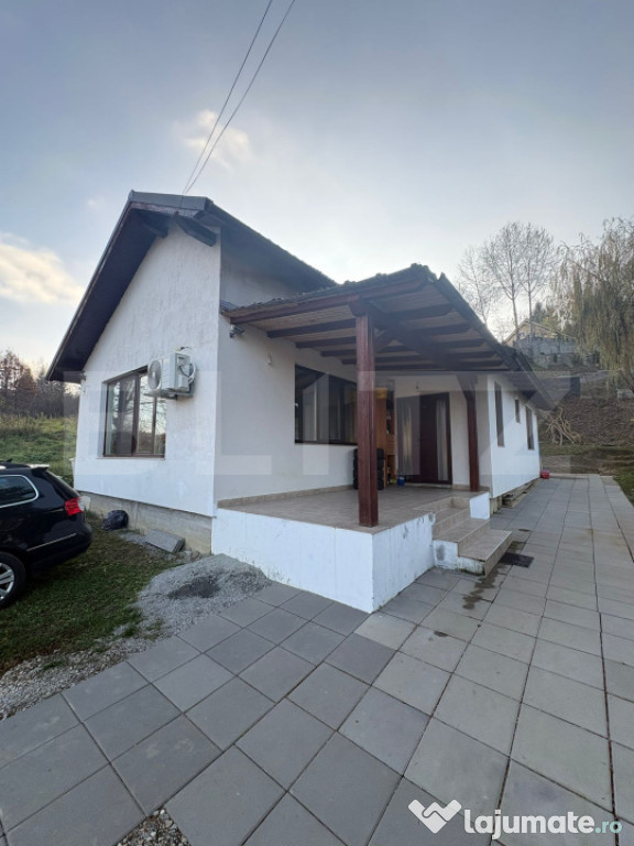 Casa de vanzare zona Ghinzii