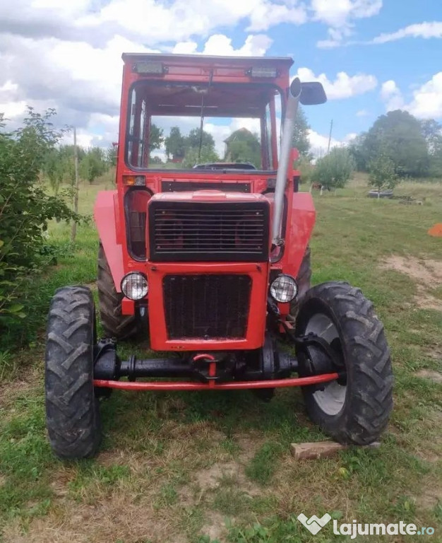 Tractor utb 445 4x4