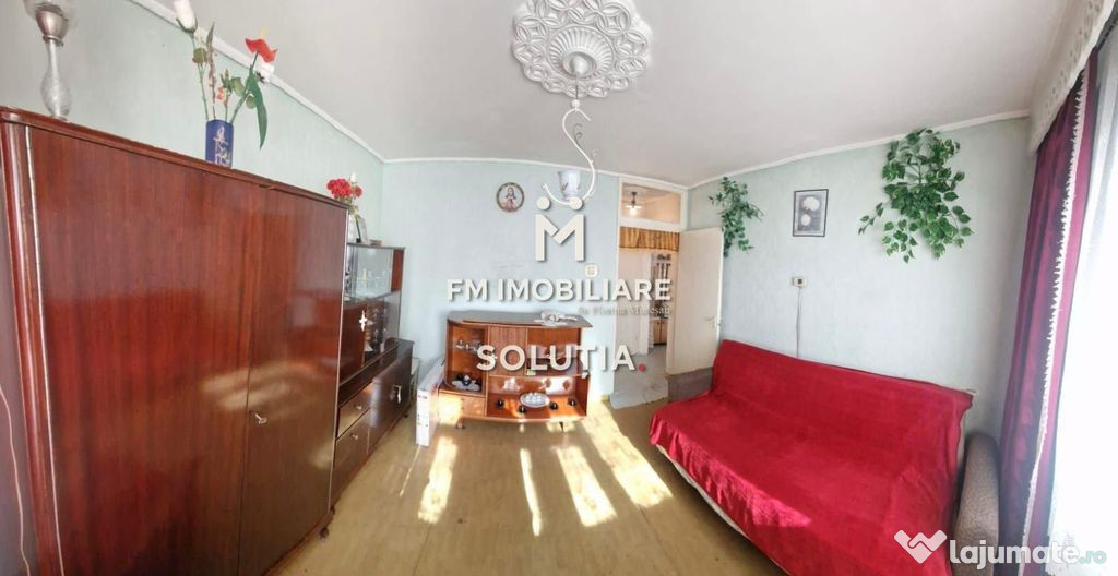 Apartament 2 camere de vanzare la etajul 1 - Strada Palti...