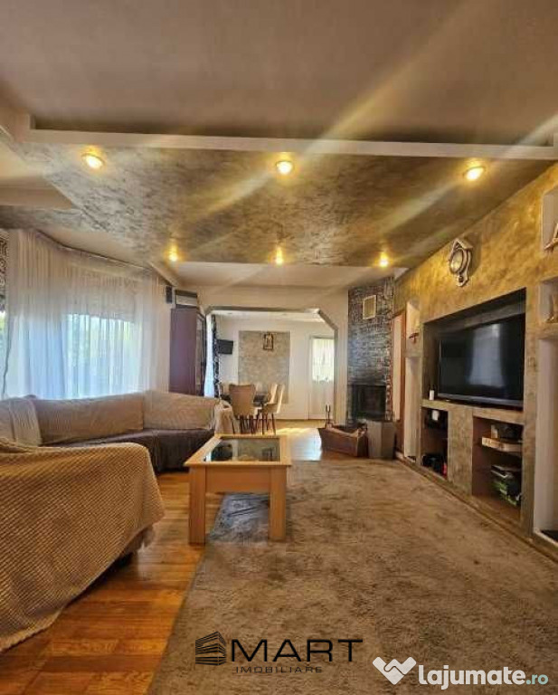 Casa cu 8 camere, 308mp utili