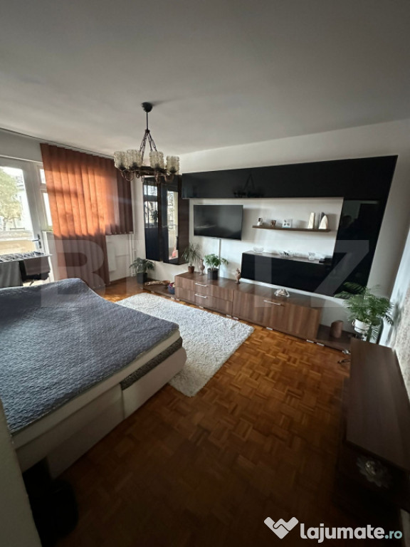 Apartament 3 camere, decomandat, mobilat-utilat, etaj interm