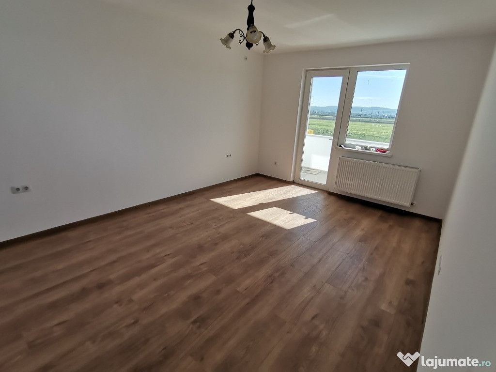 INCHIRIEZ ap. 2 camere decomandat,nou,nemobilat,zona Calea Surii Mici