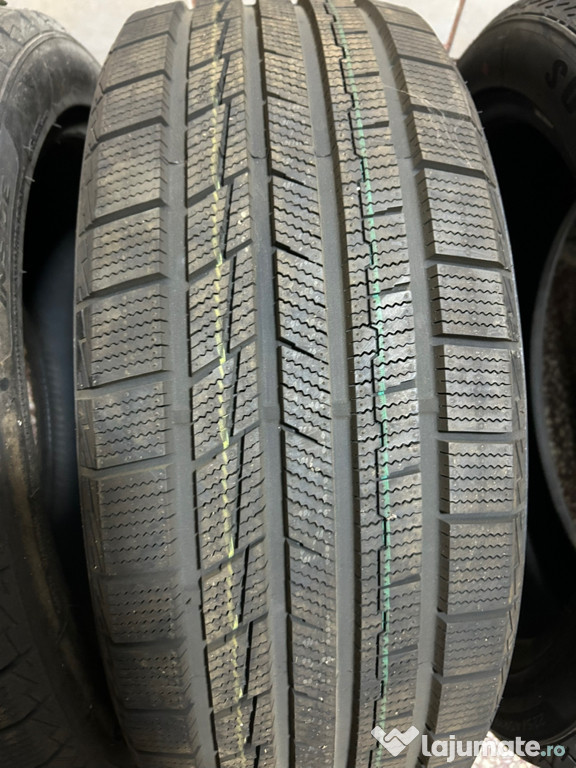 SUPERIA BLUEWIN UHP3 225/45 R19