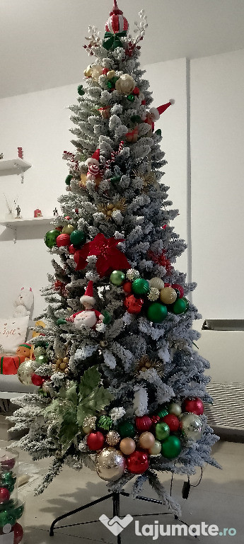 Brad artificial de Craciun impodobit