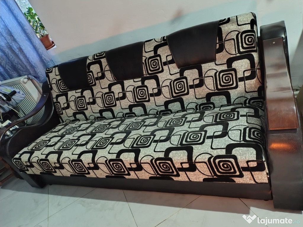 Vând canapea extensibila