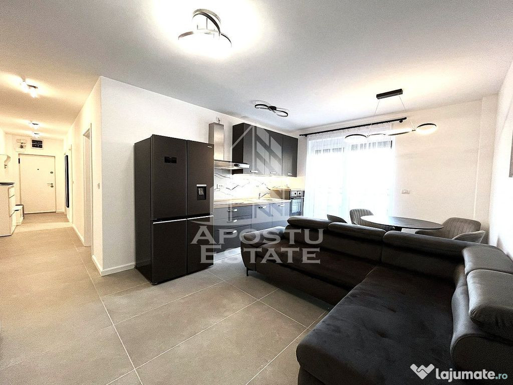 Apartament de lux cu 3 camere si gradina proprie, in zona...