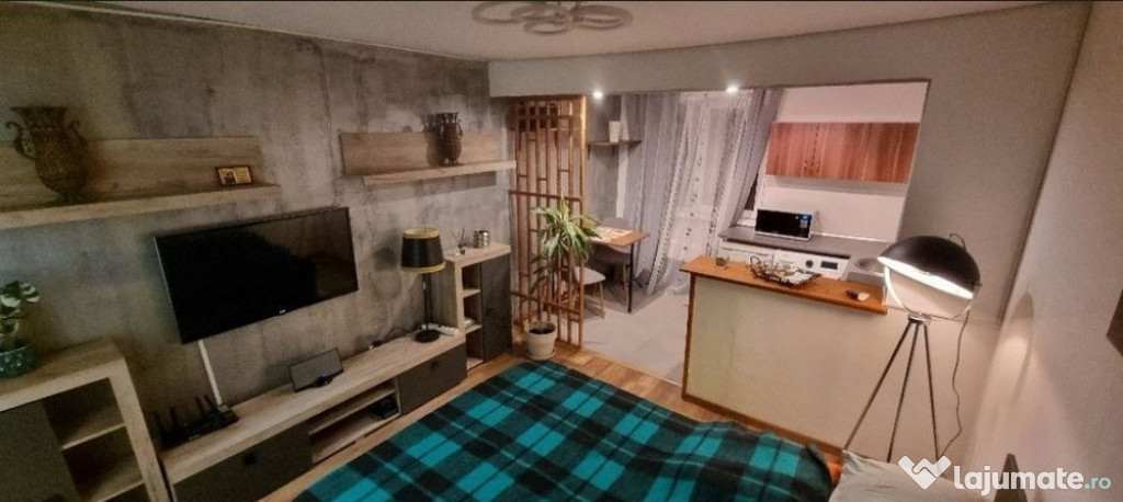 Garsoniera de zona Tractorul