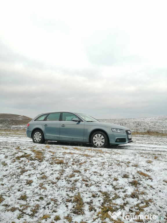 Audi A4 generația B8 stare perfectă de funcționare