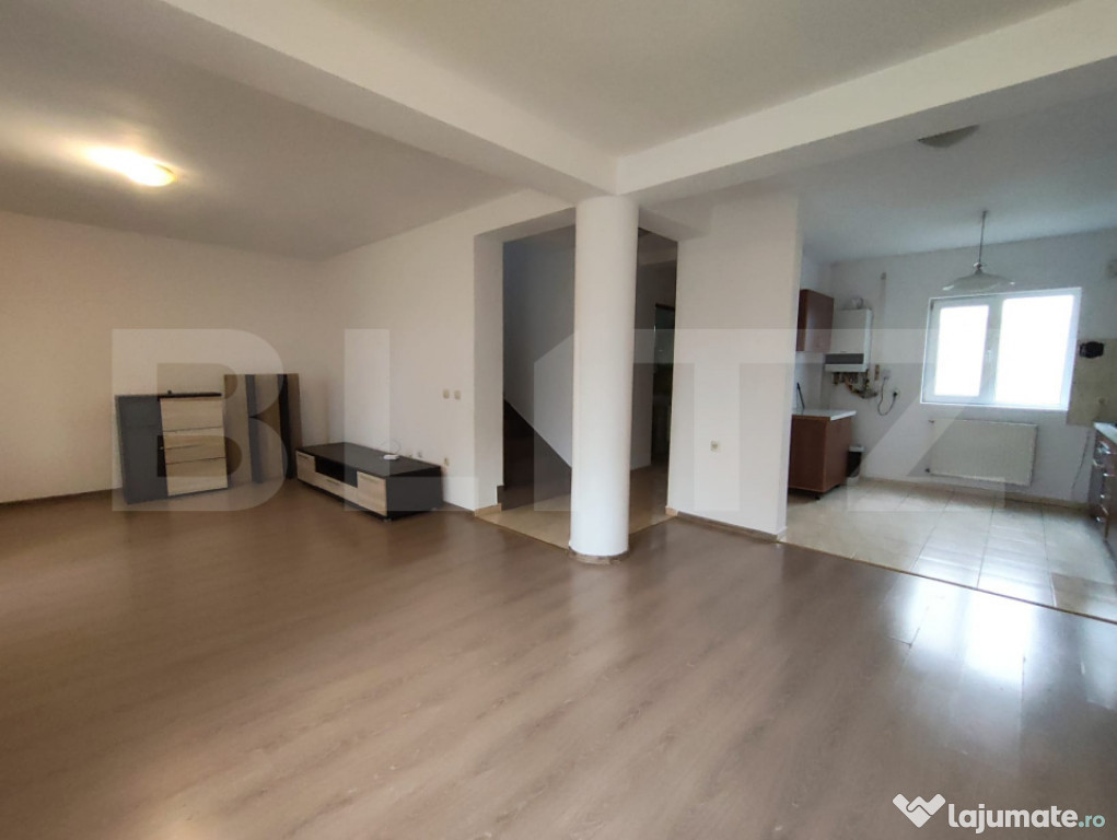 Casa 110 mp utili, curte proprie fata/spate, 2 niveluri, Car