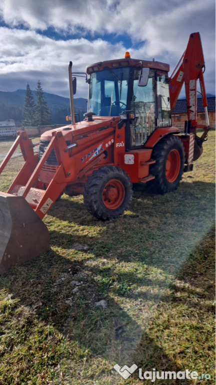 Buldoxcavator stare foarte bună