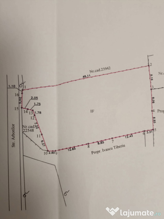Teren de vanzare,suprafata 1045 mp, aproape de lac si de centru