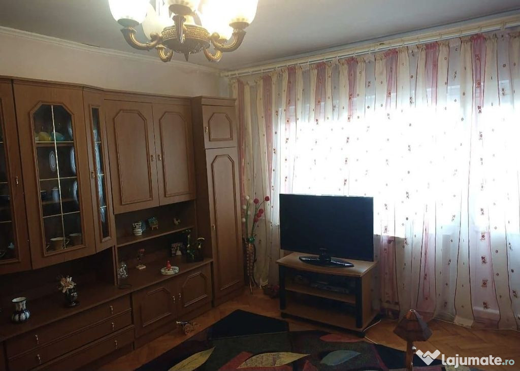 OTOPENI, CENTRAL , APARTAMENT 3 CAMERE