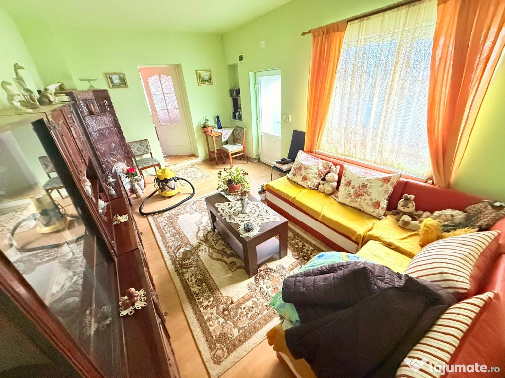 Casa de vanzare cu 3 camere -zona Cristian , Brasov 0%Comision