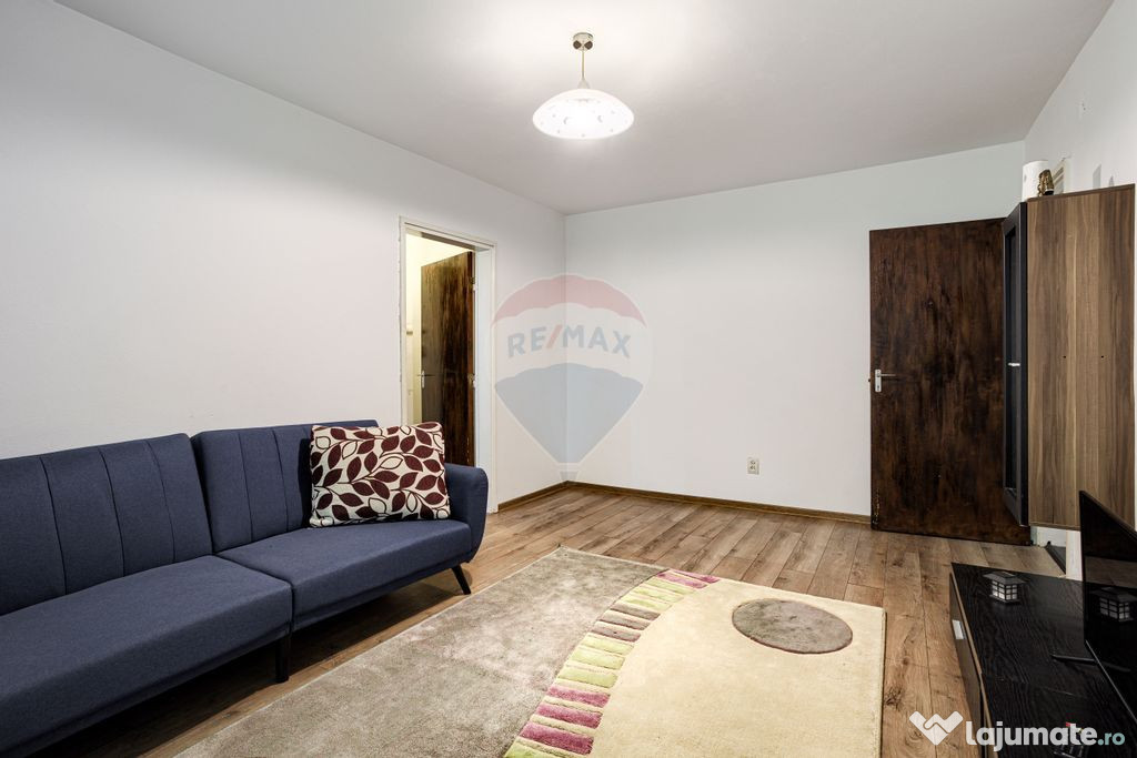 Apartament cu 2 camere de închiriat, etajul 2, Calea Rom...