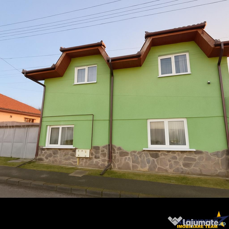 Casa potential: locuire multifamiliala,activitati comerciale