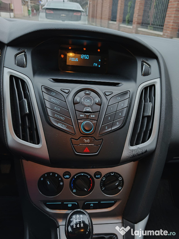 Ford Focus MK3, hatchback, 2012