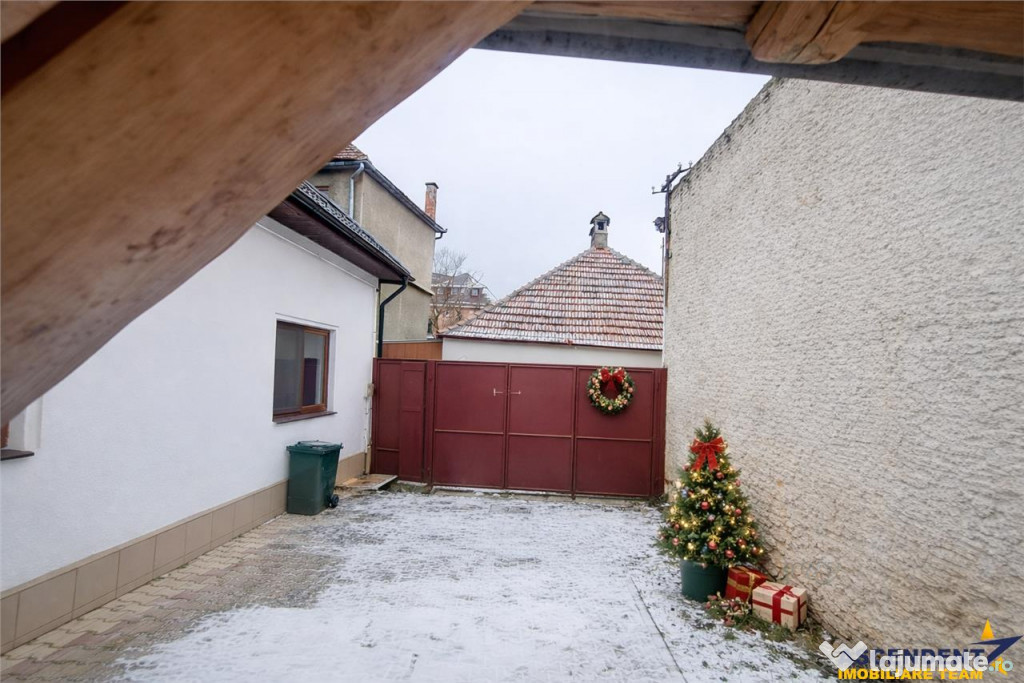 In stil minimalist,casa versatila:locuinta after school,cur