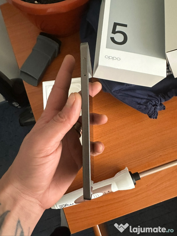 Telefon mobil de vânzare