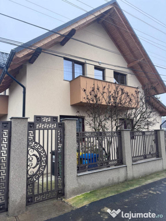 Casa individuala, teren 400mp, Radauti