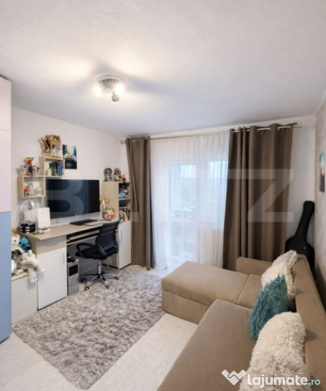 Apartament luminos 2 camere, 52 mp total, balcon, zona Măr?