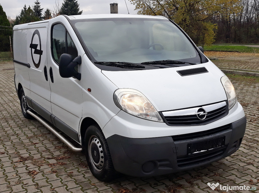 Opel Vivaro 2014 Lunga A/C