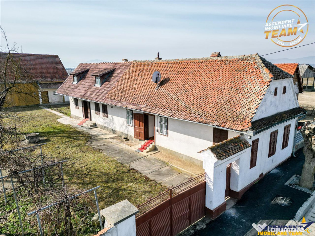 Tur 3D! Casa autentica cu sura,1.800mp teren, in statiunea b