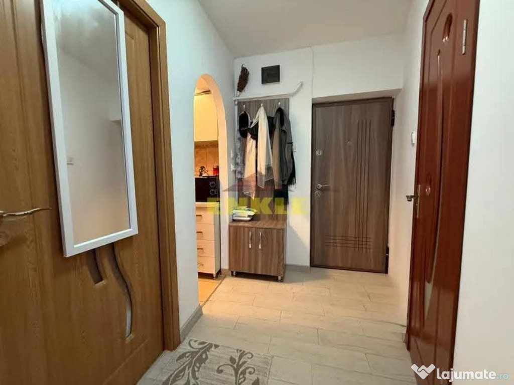 Vând apartament, 2 camere!@#$%"&?+×÷=/_