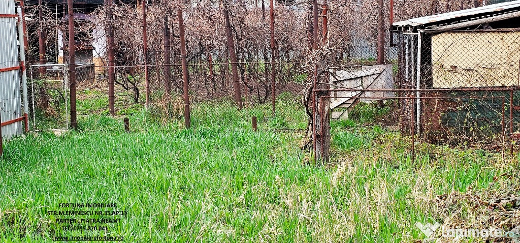 Teren intravilan Piatra Neamt, zona Centrul Scolar"Alexandru Rosca"