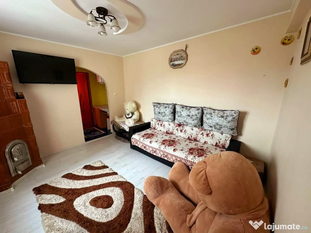 Vând apartament in orașul Dărăbani