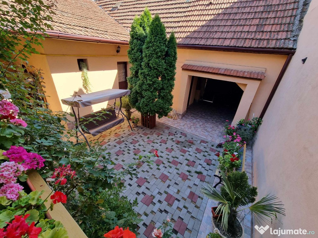 Casă central Boul Rosu Arad