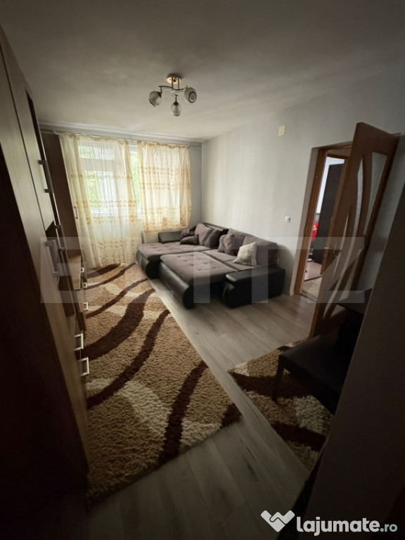 Apartament 2 dormitoare, etaj 1, Decebal, loc de parcare