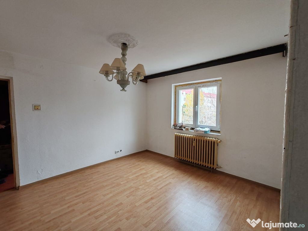 APARTAMENT 2 CAMERE, SECTOR 4 / LUICA, 39 MP, BLOC ANVELOPAT