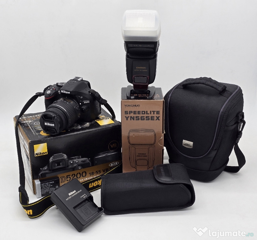 Kit DSRL Nikon D5200 + Blitz Youngnuo