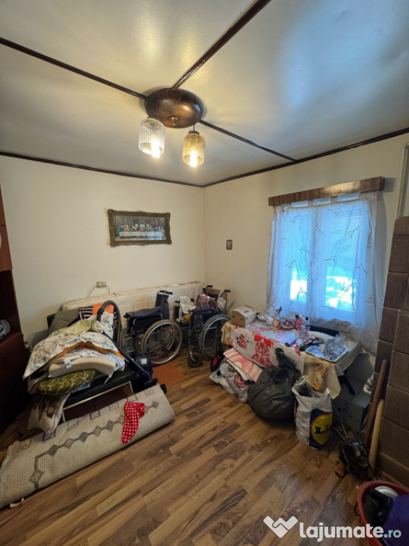 Casă în Orașul Vechi 31 mp , utilități complete, curte