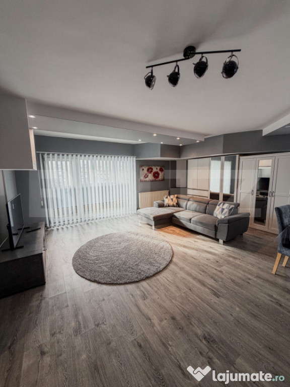 Apartament 3 camere spațios, renovat recent | Centrul Civic