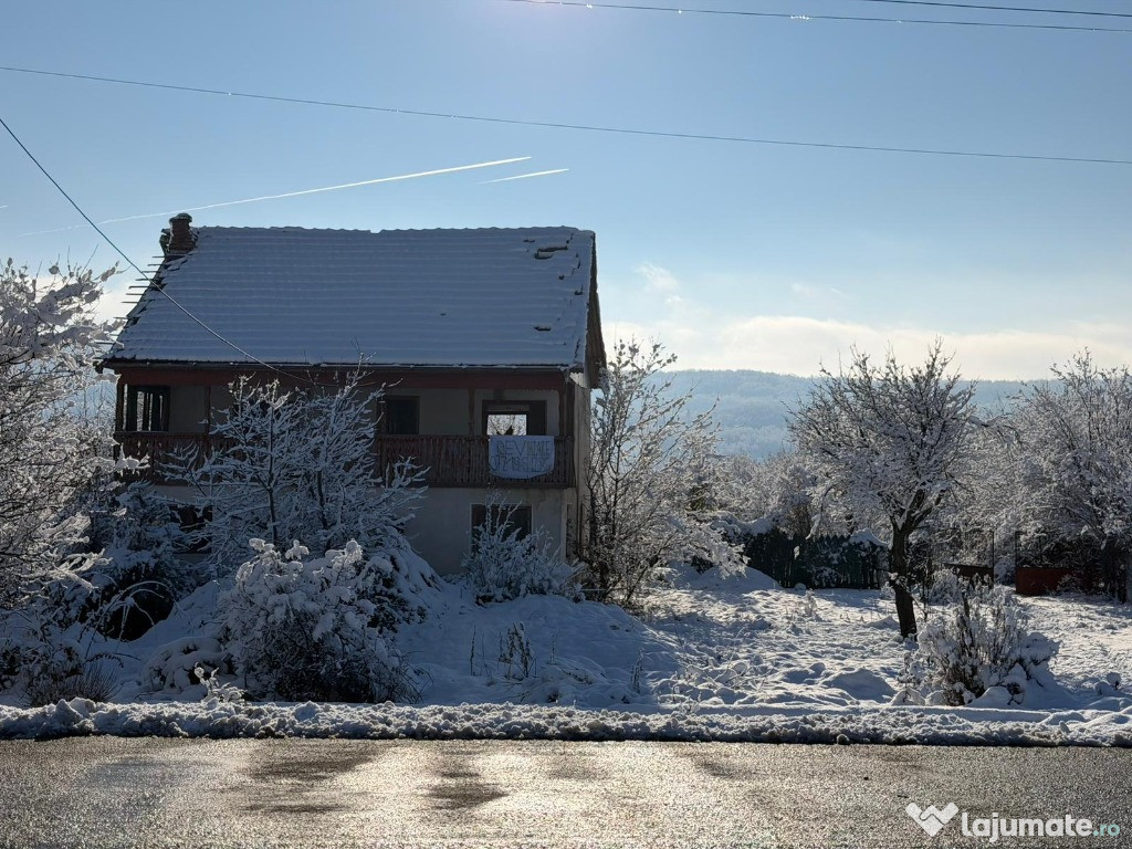 Casa cu teren Ciochiuta