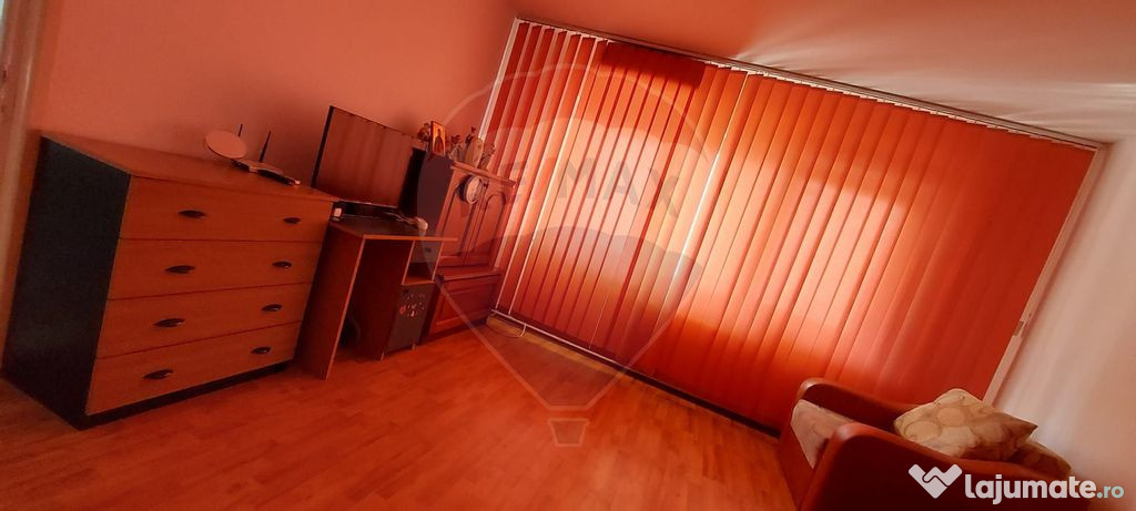 Garsonieră de vânzare ideală ca locuință sau spațiu...