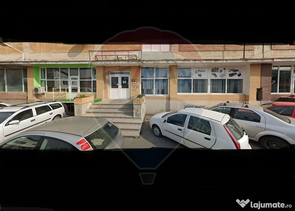 Spațiu comercial 455 metrii patrati Rovine