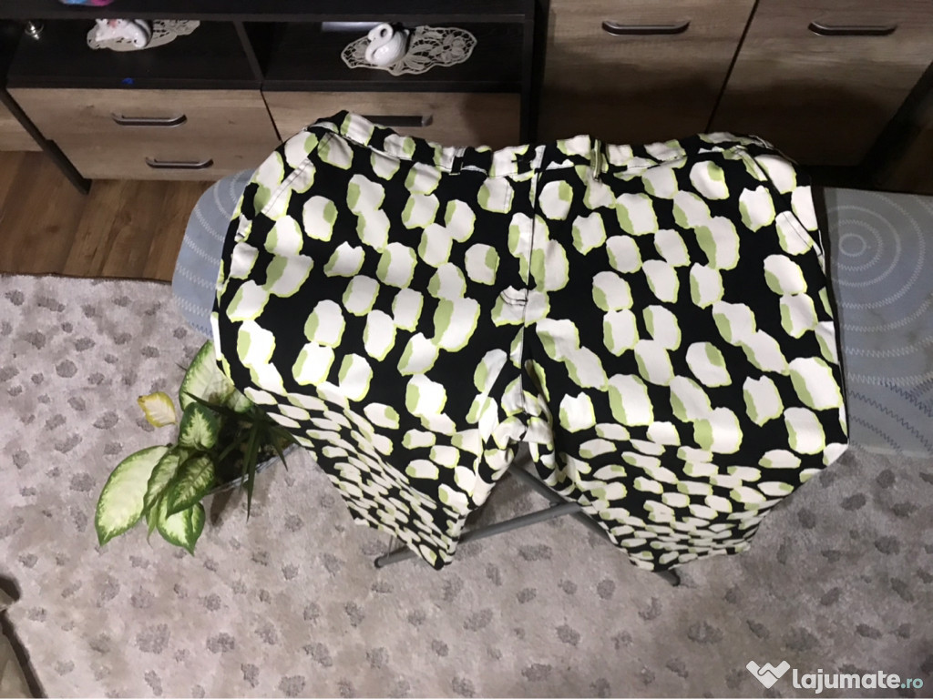 Pantaloni eleganți Casual