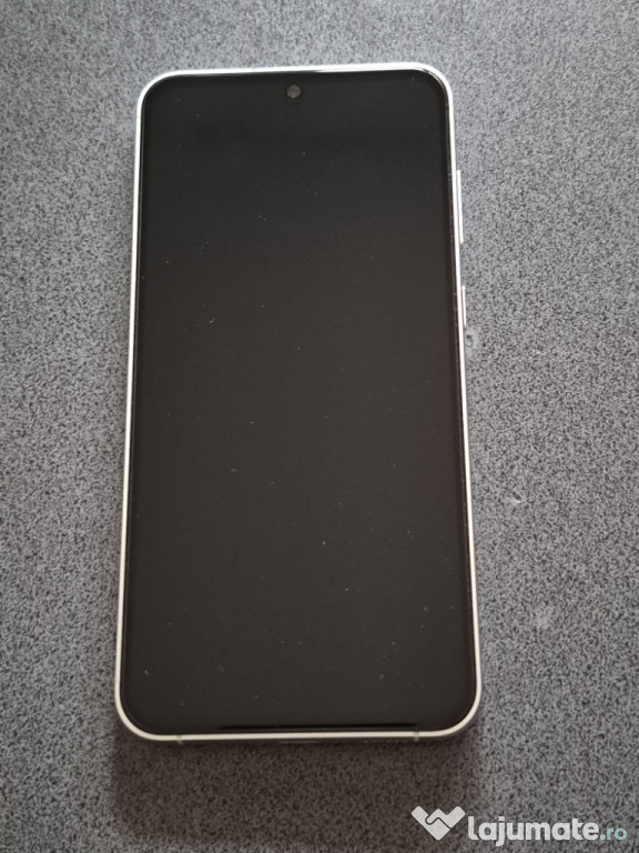 Vand telefon samsung galaxy s23 fe