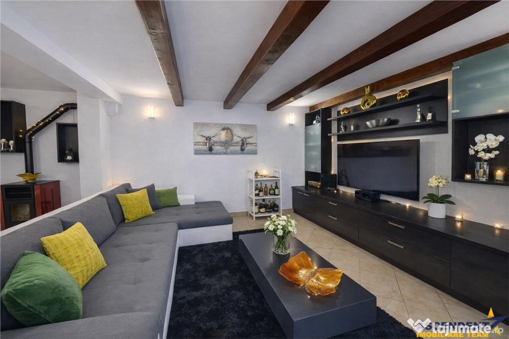 TUR 3D! Refugiu rafinat in Schei, Casa cu 3 camere amenajata