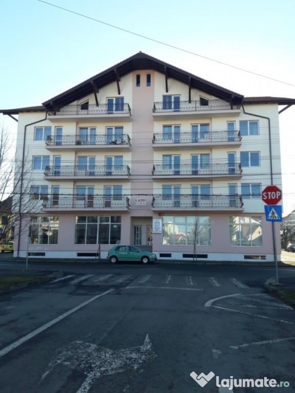 Proprietar spatiu Nou