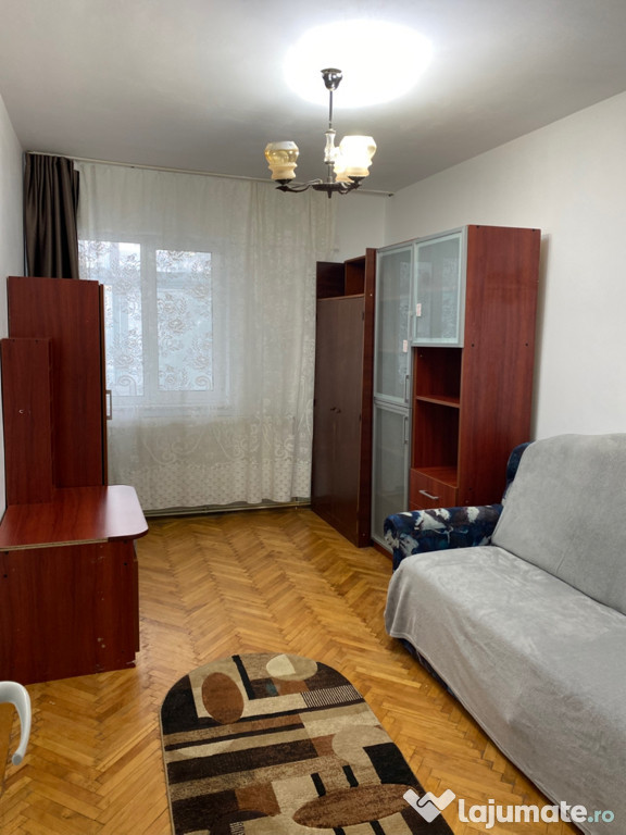 Apartament 2 camere de închiriat