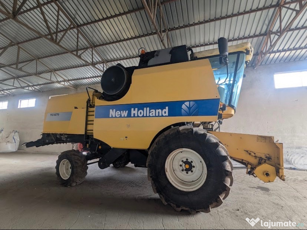 Combina New Holland TC5070 - an 2012 - primul proprietar
