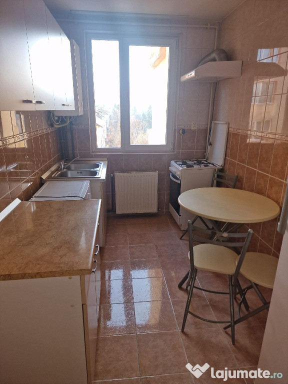 Apartament de 2 camere zona ASTRA ,B-dul Saturn