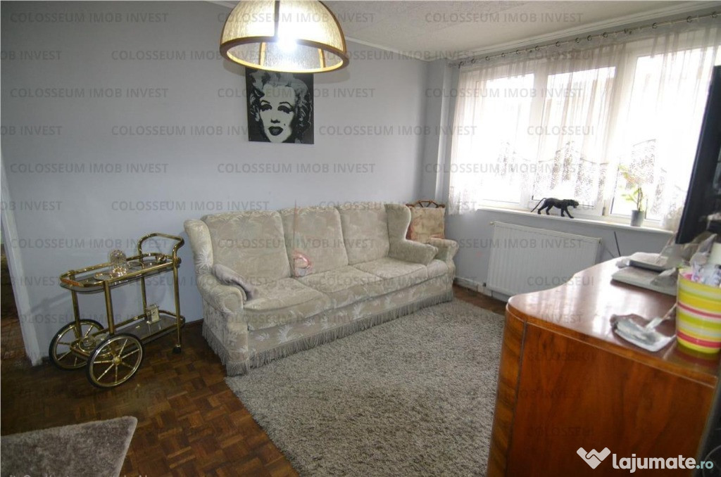 Apartament 3 camere, decomandat - zona Astra