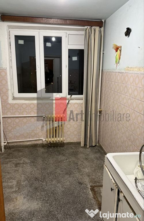 Apartament cu 2 camere de vanzare-Gorjului