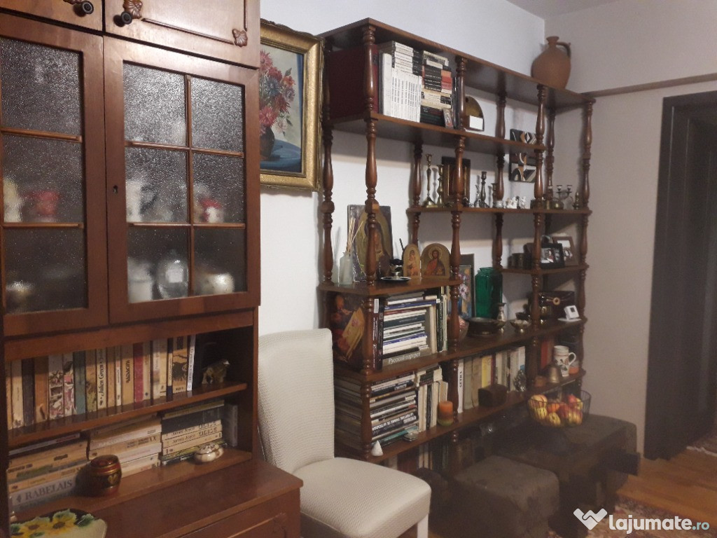 Apartament Cu 3 Camere Semidecomandate - Etaj 2 - Zona Ultracentral