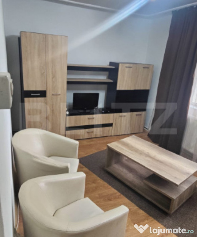 Inchiriez apartament cu 3 camere