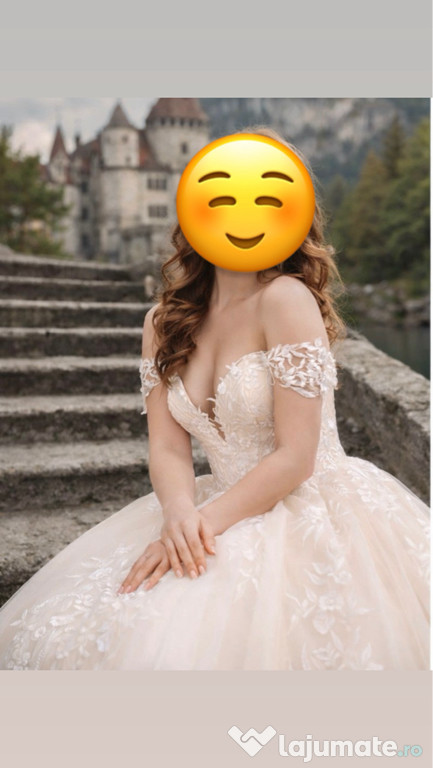 Rochie de mireasa stil printesa